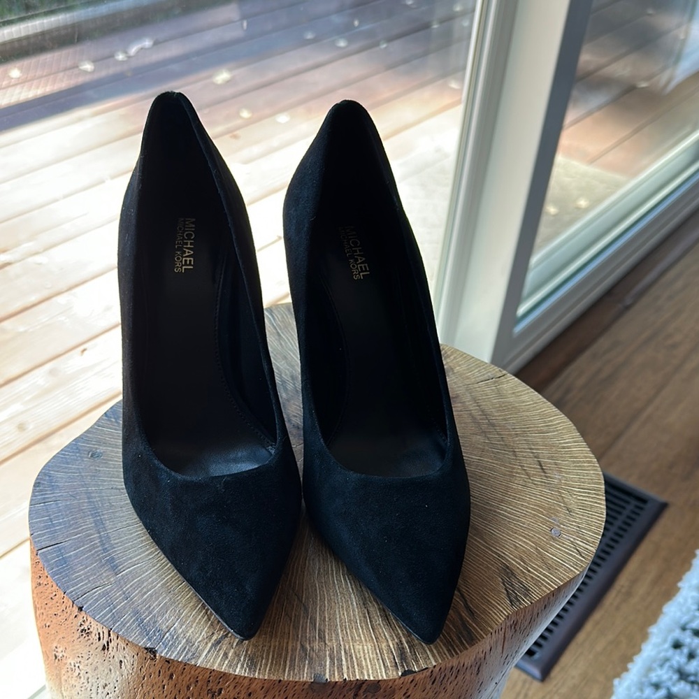 Michael Kors Black Heels Elegant Design